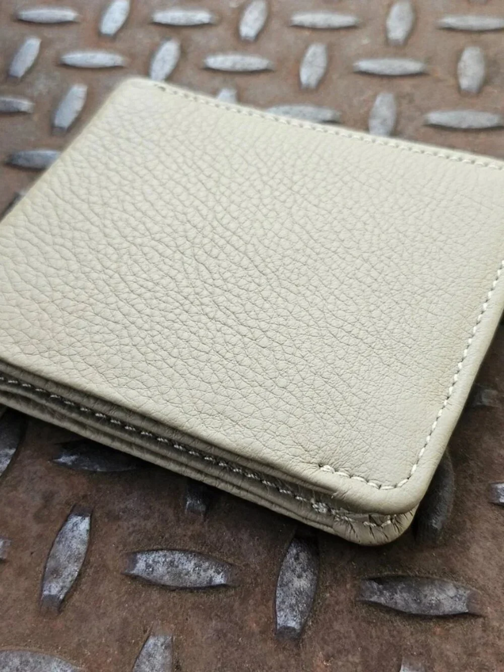 Handmade Billfold Wallet Beige Genuine Leather Bifold Card Holder Purse New